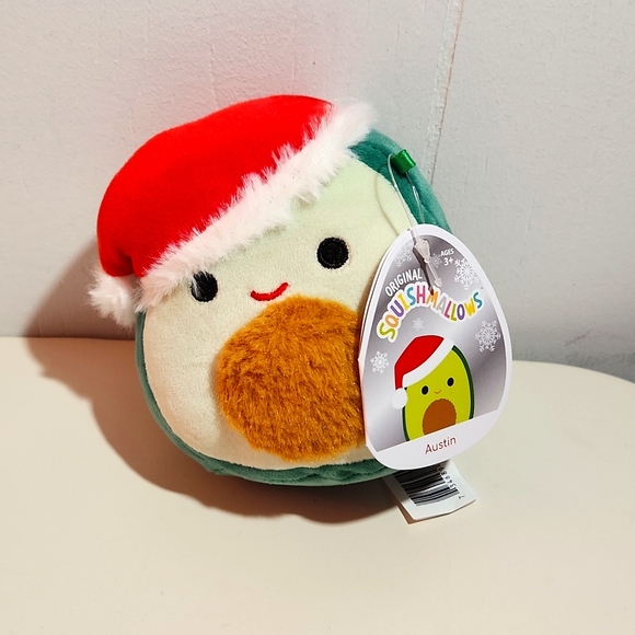 ❤️AUSTIN THE AVOCADO - SQUISHMALLOWS HOLIDAY - 4.5" PLUSHIE - NEW WITH TAG - Picture 1 of 7